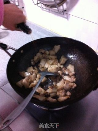 千里飘香~回锅肉的做法步骤：5