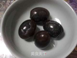 皮蛋豆腐的做法步骤：1