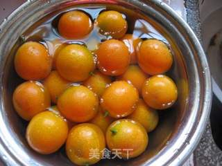 蜜汁金橘的做法步骤：1