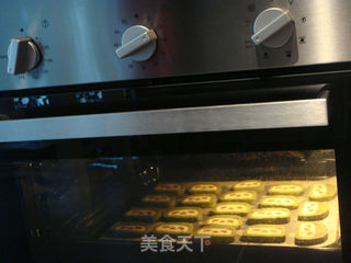 【我的烘焙时间】忍不住去爱它们---熊猫饼干的做法步骤:53