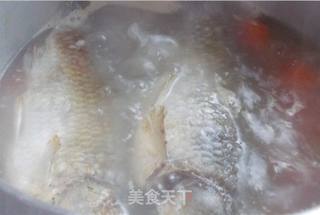 淮山胡萝卜鲫鱼汤 春季养生汤的做法步骤:8