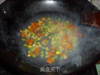 虾仁蛋炒饭的做法步骤：5