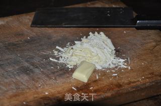 浪漫情人节的DIY巧克力玫瑰的做法步骤:13