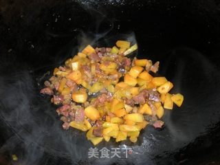 南瓜香肠炒饭的做法步骤:5