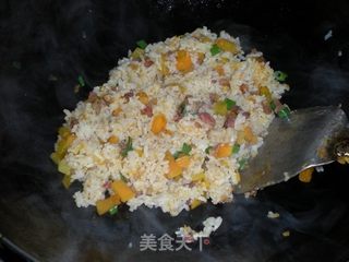 南瓜香肠炒饭的做法步骤:9