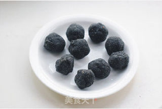 【南瓜黑芝麻汤圆】经典黑芝麻馅的做法步骤:10
