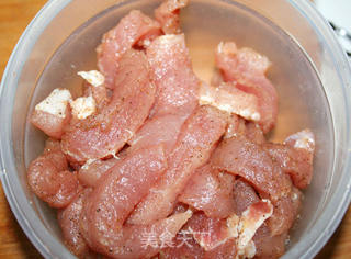 【外酥里嫩的里脊肉】糖醋里脊的做法步骤:3