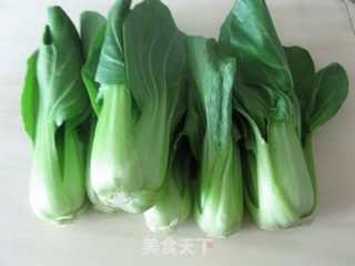 【夕阳西下 我们相约回家】香菇油菜汤的做法步骤:2