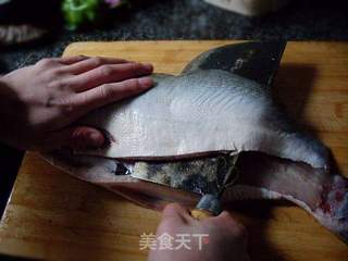 酸菜鱼的做法步骤:2