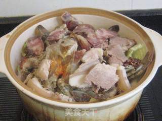 红肓蟹香肠白菜煲的做法步骤:8