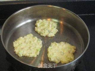 白菜咸肉末蛋饼的做法步骤:5