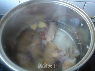 水晶皮冻的做法步骤:5