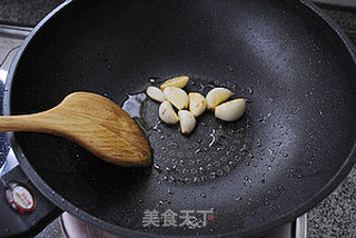 蒜子扣鸡翅的做法步骤:7