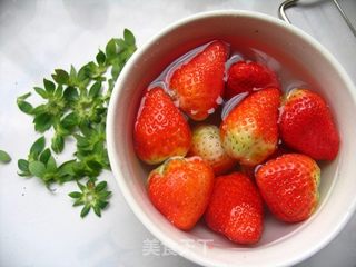 祝我自己生日快乐!——生日蛋糕处女做的做法步骤:8