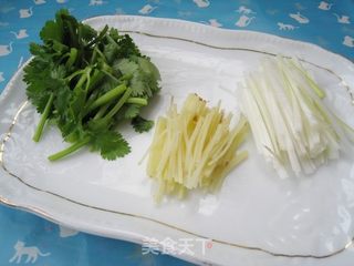 砂锅鱼头豆腐的做法步骤：4