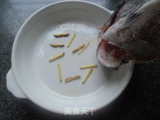 【清蒸海鱼】的做法步骤:6