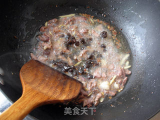 花生牛肉辣椒碎的做法步骤：7