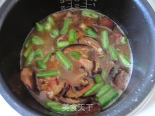 腊肉豆角焖饭的做法步骤:11