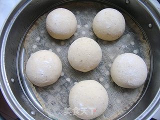 给豆渣一个好去处——咸香Q滑豆渣馒头的做法步骤:8