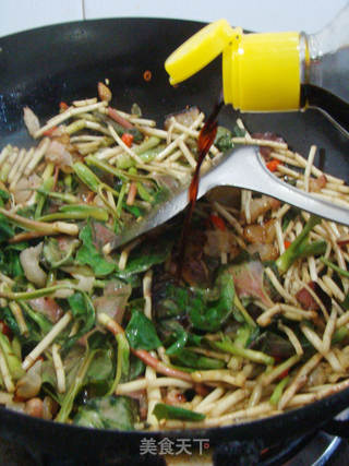 腊味小炒鱼腥草的做法步骤:9