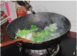 鲜美蛤蜊汤河粉的做法步骤:6