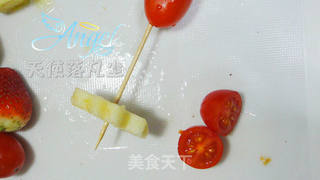 另类插花——水果花篮的做法步骤:7