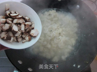 香菇鸡蛋面疙瘩的做法步骤:8