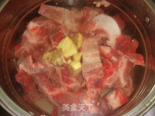 越南特别牛肉粉的做法步骤:3