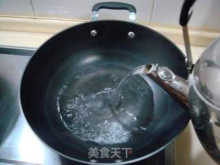 锅仔海鲜乌冬面的做法步骤：5