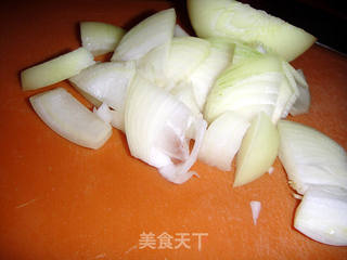 红椒圆葱焖饭的做法步骤：3