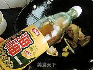 香菇焖鸡翅的做法步骤：6