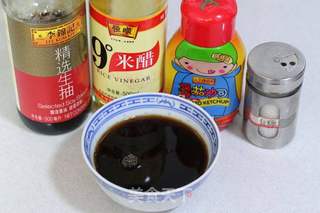 粤菜之经典的一道酸甜可口的开胃菜——【菠萝咕咾肉】的做法步骤:10