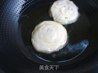 手把手教你做西安回民街里不能错过的小吃——香酥牛肉饼的做法步骤：15