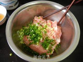 蛋皮荠菜大馄饨的做法步骤:5