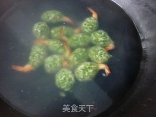 荠菜虾球的做法步骤：7