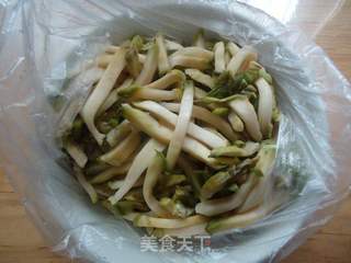 自制下饭小咸菜—麻辣冲菜的做法步骤:7