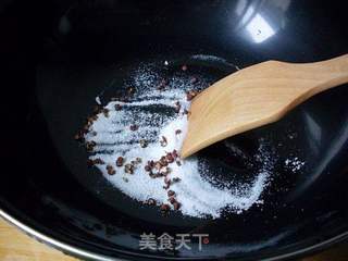 秘制盐焗鸡的做法步骤:2