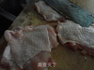 黑胡椒鸡腿肉卷的做法步骤：2