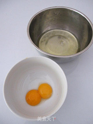 戚风蛋糕(水浴法)的做法步骤:2