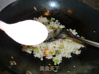 杂蔬炒米饭的做法步骤:5