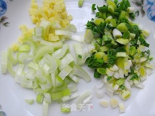 陕西岐山特色面——素臊子酸汤面的做法步骤：3