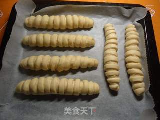 汤种毛毛虫面包的做法步骤:15