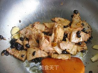 豉香回锅肉的做法步骤：11