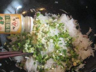 萝卜丝肉馅烫面蒸包的做法步骤:9