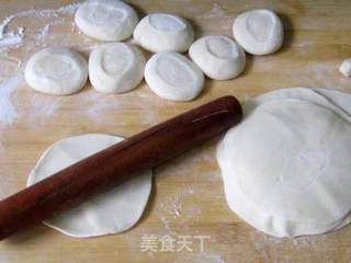 萝卜丝肉馅烫面蒸包的做法步骤:12
