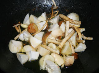 【四川天府之都的美味】香辣干锅鸡翅的做法步骤:6