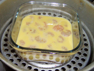 营养美味的虾仁肉饼蒸蛋的做法步骤：9