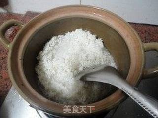 彩蔬腊味煲仔饭的做法步骤:3