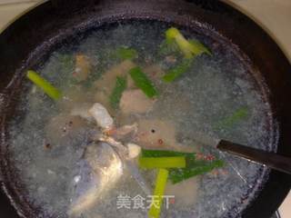 油泼鲤鱼的做法步骤:10