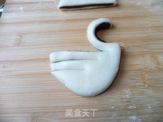 比翼双飞天鹅酥的做法步骤:4